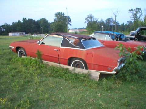 1983 Ford Bronco - This T-bird has a new engine, but its restoration was stopped.