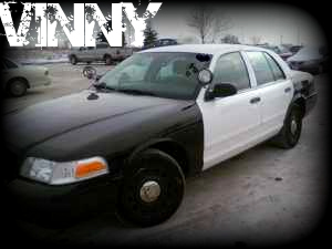 2005 Ford Crown Victoria photo