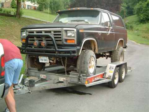 1982 Ford Bronco - Tight fit, without the 8" spare rim on the front, it would have been rediculous.