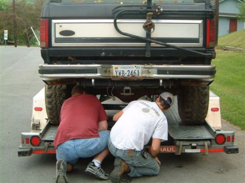 1982 Ford Bronco - Chaining down for the haul.