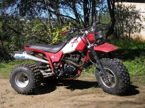1900 Honda Big Red - 200X