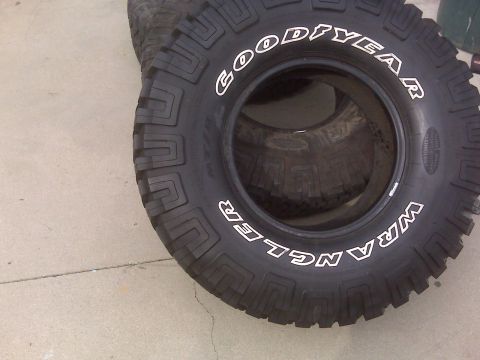 1985 Ford Bronco - 35" mtr