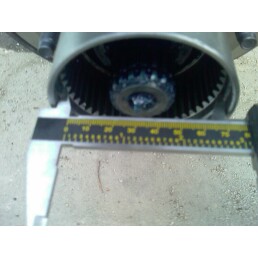 1989 Ford Bronco - I measured the inside diameter of the hub at the point where the end of the splines begin.