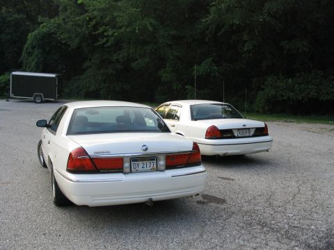 1998 Ford Crown Victoria photo