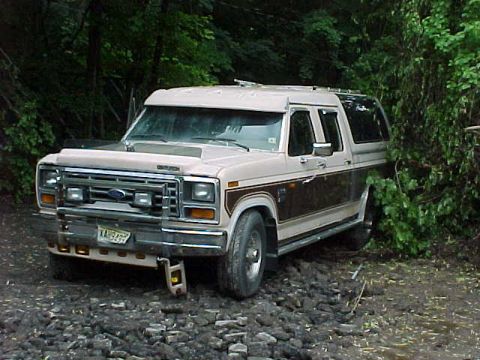 1986 Ford F-350 - 1986 CENTURION - ONE OF THE EBAY PICTURES THAT MADE ME WANT THIS THING - IT NEEDED WORK!