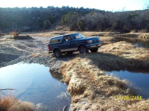 1990 Ford Bronco photo