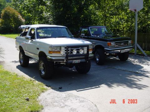 1989 Ford Bronco - Yay we are done!!