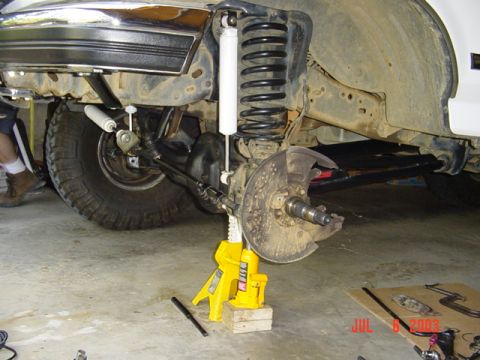 1989 Ford Bronco - See the angles on stock tie rod position
