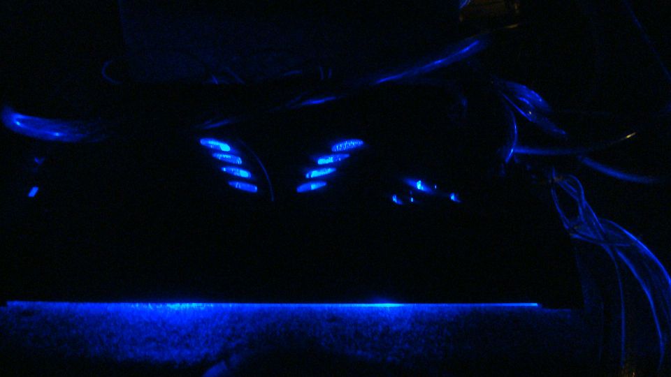 A shot of the sub amp at night, scary ain't it?