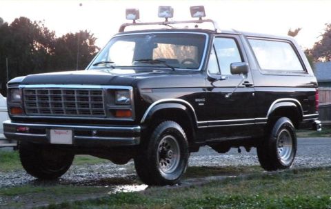 1986 Ford Bronco - Washed up and waxed.