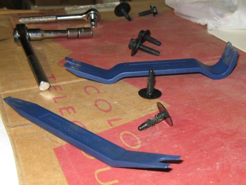 2003 Ford Taurus - Tools for removing the back seat and parcel shelf. Need 1/4" and 3/8" ratchets plus 13mm and 6mm sockets. Panel removal tools recommended,…
