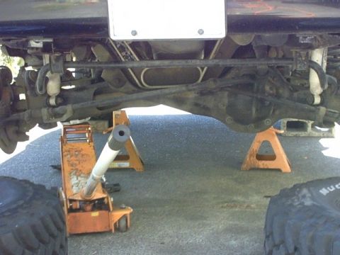 1995 Ford Bronco - Make sure you secure the frame on jack stands prior to removing the TTB This will be covered more later