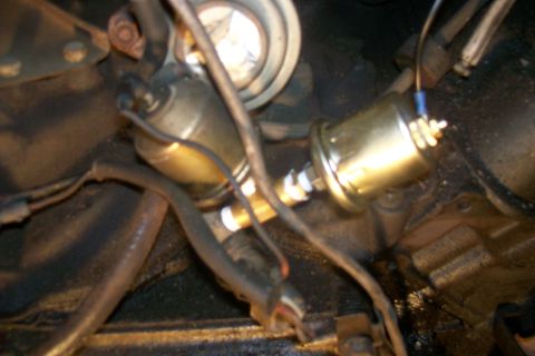 1982 Ford E350 - Oil sender T'ed in.