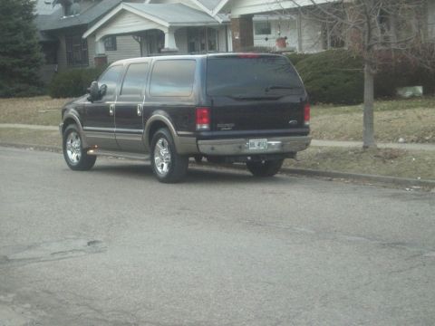 2000 Ford Excursion - I like, Big Trucks, and I can not lie. LOL