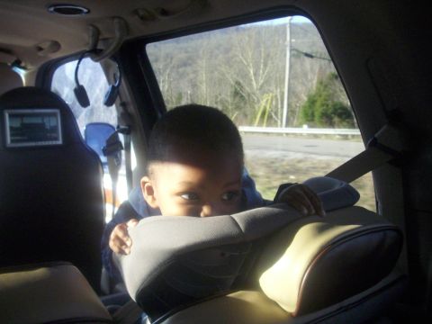 2000 Ford Excursion - My baby boy, 7" TV in the back