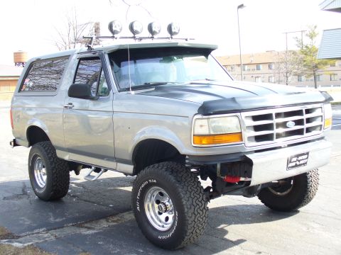 1994 Ford Bronco - My new Hood