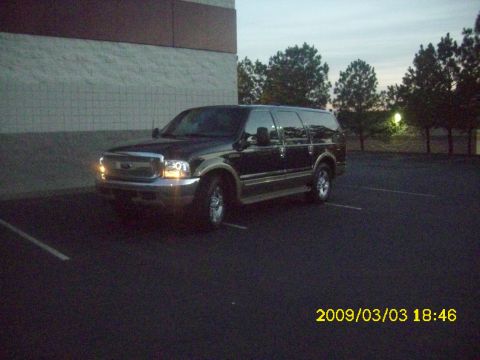 2000 Ford Excursion - Front View Full