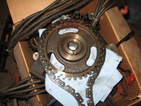 1966 Ford F-100 - Rusted timing chain.