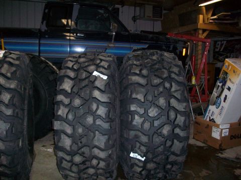 1992 Ford F-350 “define crazy”