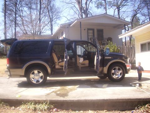 2000 Ford Excursion - Cleaning again