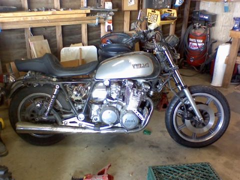 1980 Yamaha XS1100 - New front tire. Dunlop GT501. New brakes, fork seals. New rear 11" HD Sportster Shocks. (stock is 12.5")