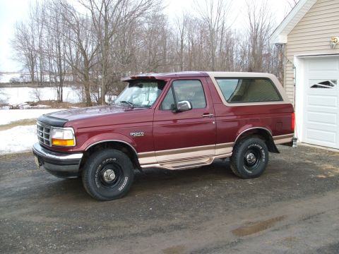 1996 Ford Bronco photo