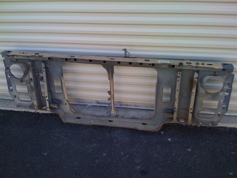 1984 Ford F-250 - 85/86 Radiator Support