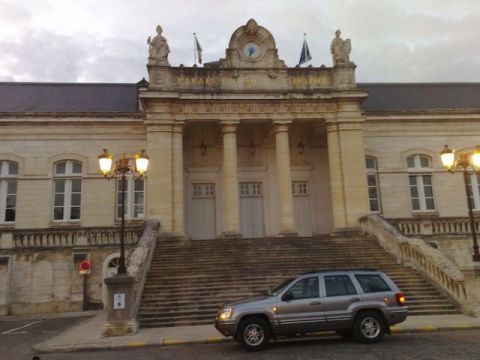 1991 Ford LTD Crown Victoria - Palais de justice Auxerre