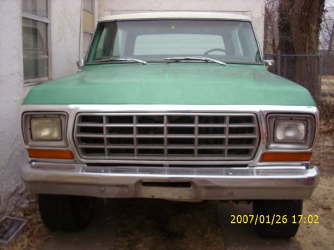 1978 Ford Bronco - just noticed the time stamp on this is wrong this was in march of 08 when i first got it