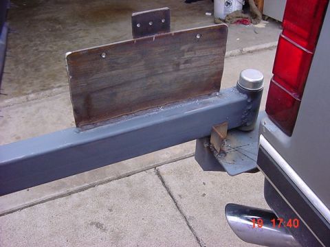 1986 Ford Bronco - license plate mount w/light mount, opend to the stopper