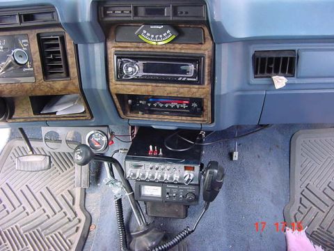 1986 Ford Bronco - cb, meter, cd player, lev-o-gague,autometer trans. gague, hand throtle(soon to change)