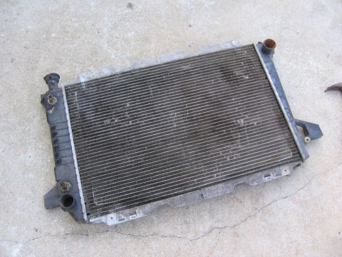 1989 Ford Bronco - Rad out for efan install