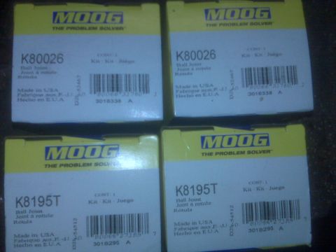 1995 Ford Bronco - Four boxes of MOOG ball joints are displayed, with part numbers K80026 and K8195T visible.