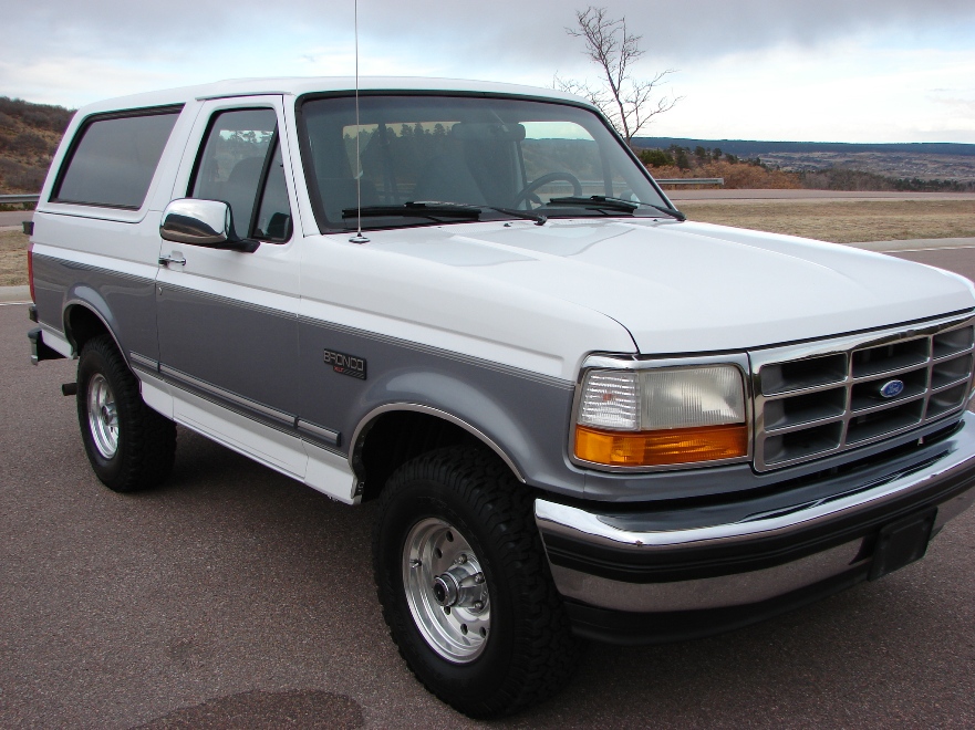 1995 Ford Bronco “Sally”