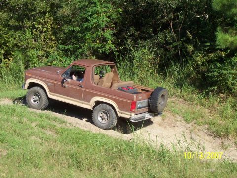 1986 Ford Bronco - When I Went Topless, Can See My Subs.