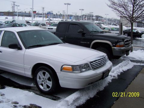 2008 Ford Crown Victoria photo