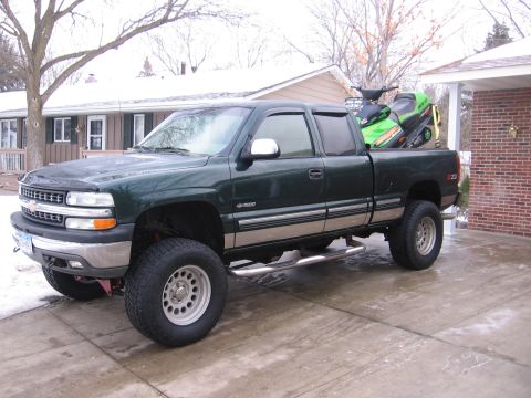 2001 Chevrolet Silverado 1500 - goin up north!