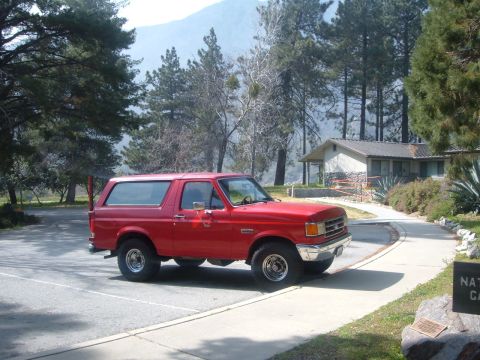 1988 Ford Bronco - Lytle creek ranger station