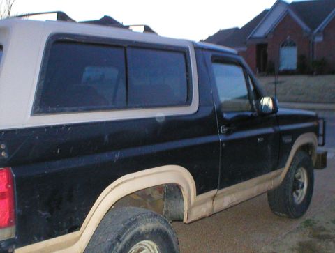 1983 Ford Bronco - It took about 2 hours from the time I pulled the other mirror, but I was learning.