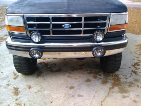 1993 Ford Bronco - Lights on with all covers
