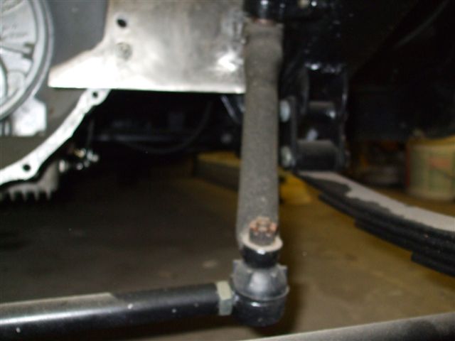 Pitman arm and tie rod end assembly on a vehicle's suspension