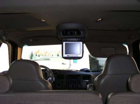 2000 Ford Excursion - tv viewed from rear