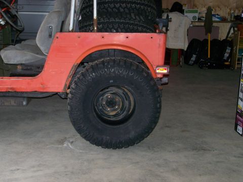 1988 Suzuki Samurai - 34's in back