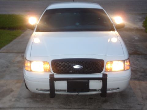 2001 Ford Crown Victoria