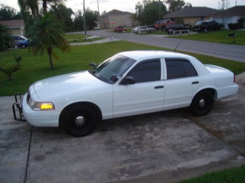 2001 Ford Crown Victoria