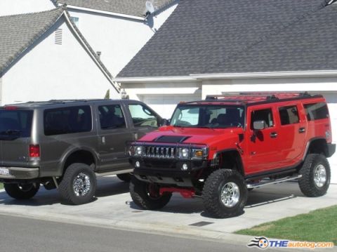 2005 Ford Excursion photo