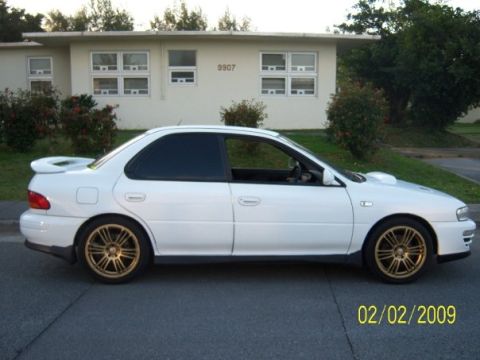 1995 Subaru Impreza photo
