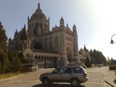 1991 Ford LTD Crown Victoria - Notre Dame de Lisieux