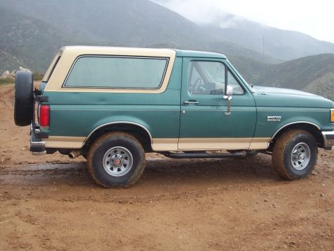 1990 Ford Bronco photo