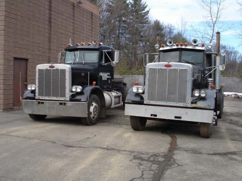 1982 Peterbilt 359 photo